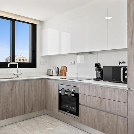 Anthemis Iii Apartment
